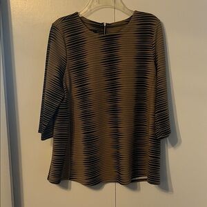 Alfani Black and Brown Wave Pattern Blouse